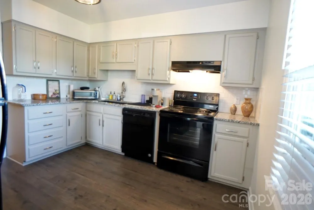 2705 Center Street #36 Hickory, NC 28601