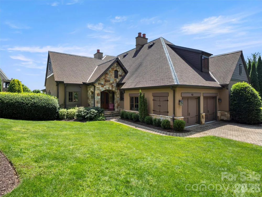 12 Windelsham Way Arden, NC 28704