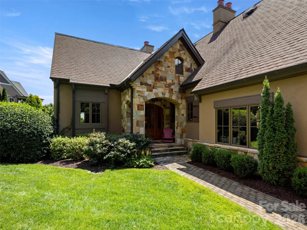 12 Windelsham Way Arden, NC 28704