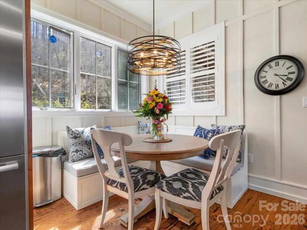 45 Creekside Way #I301 Burnsville, NC 28714
