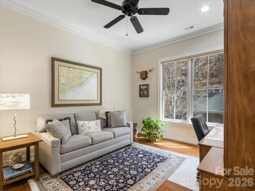 45 Creekside Way #I301 Burnsville, NC 28714