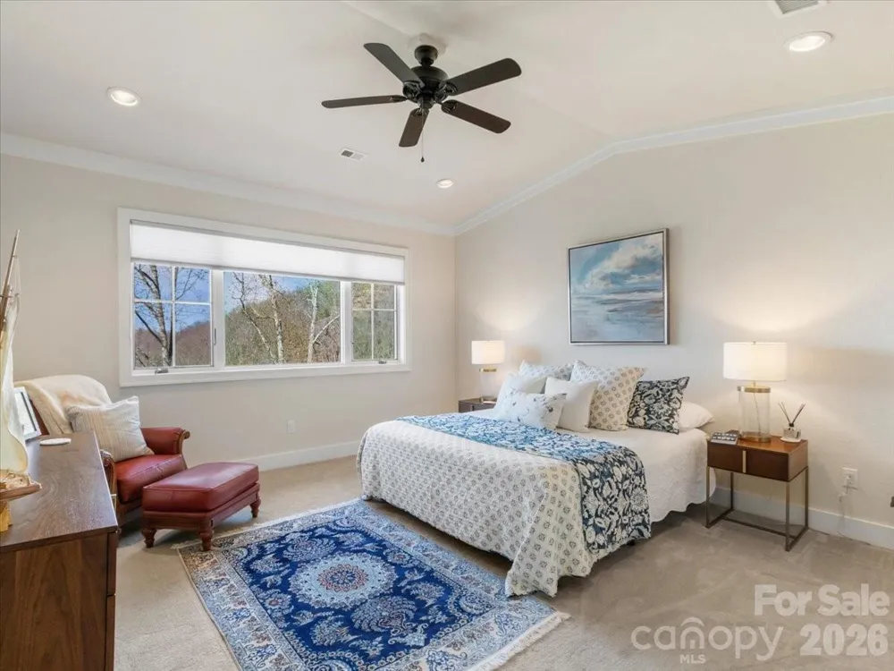 45 Creekside Way #I301 Burnsville, NC 28714