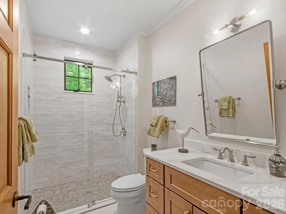 45 Creekside Way #I301 Burnsville, NC 28714