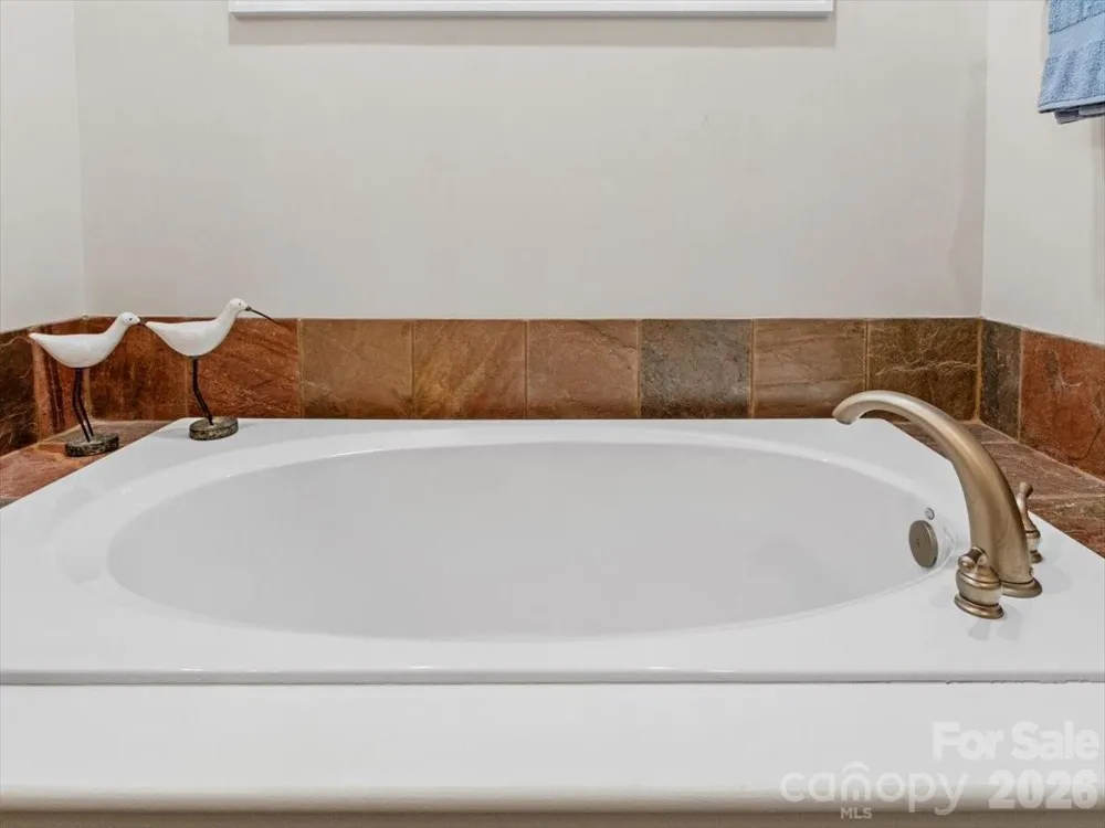 45 Creekside Way #I301 Burnsville, NC 28714