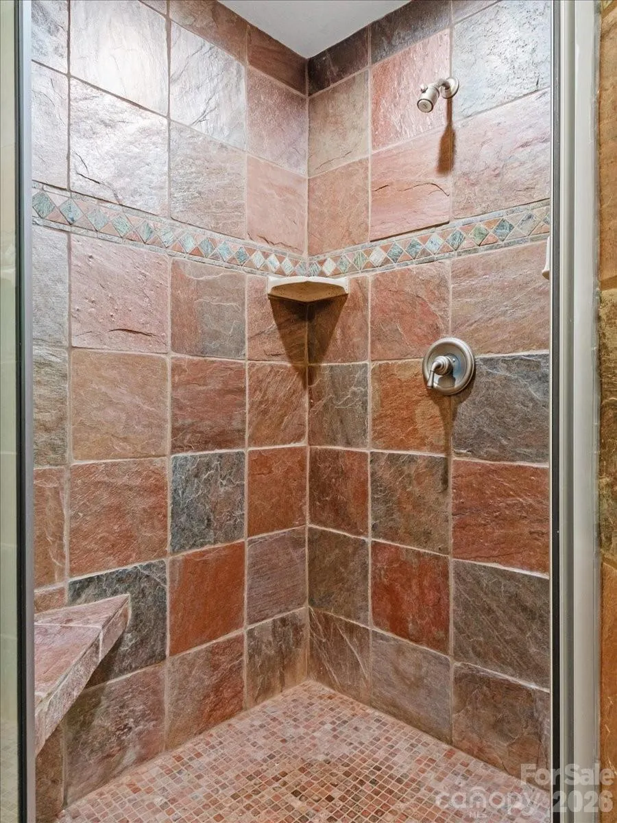 45 Creekside Way #I301 Burnsville, NC 28714