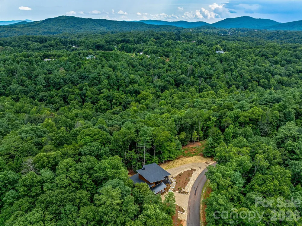 1180 West Lake Road Marion, NC 28752