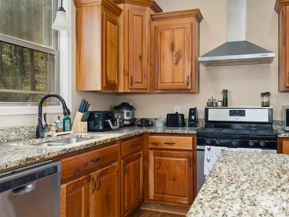 4823 Max Patch Road Clyde, NC 28721