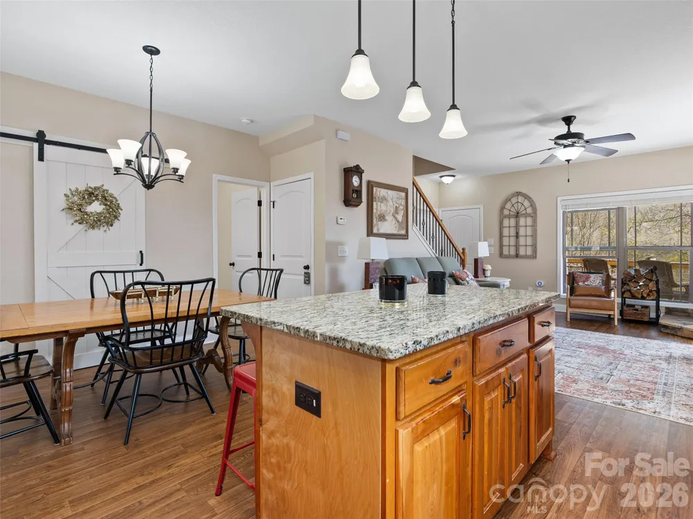 4823 Max Patch Road Clyde, NC 28721