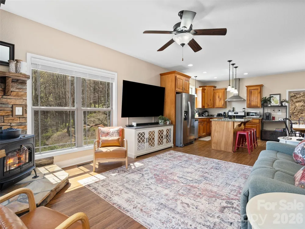 4823 Max Patch Road Clyde, NC 28721