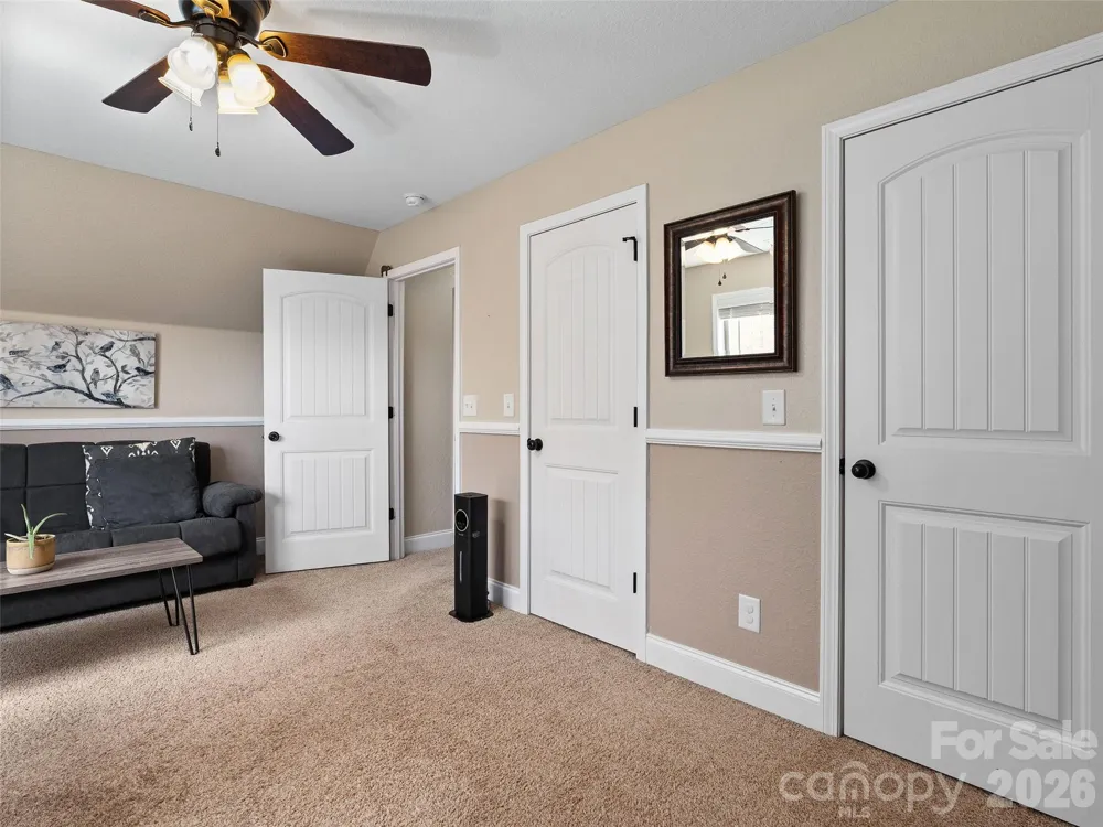 4823 Max Patch Road Clyde, NC 28721