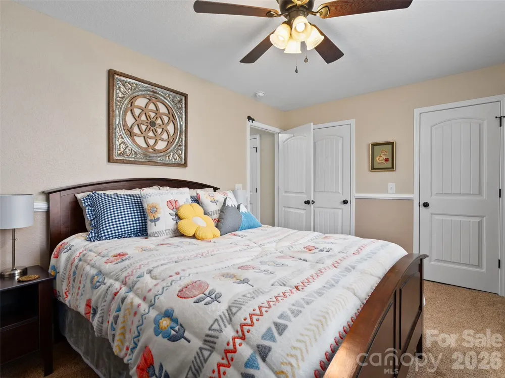 4823 Max Patch Road Clyde, NC 28721