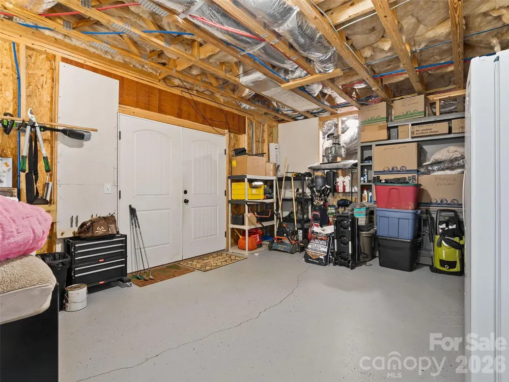 4823 Max Patch Road Clyde, NC 28721