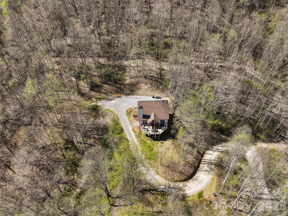 4823 Max Patch Road Clyde, NC 28721