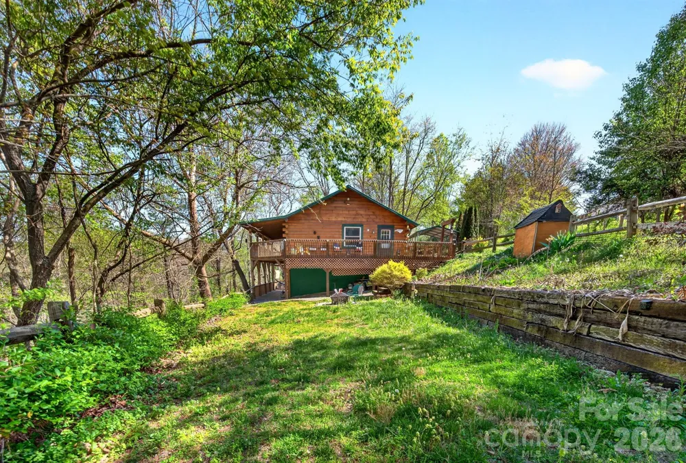 8 Blue Sky Drive Leicester, NC 28748