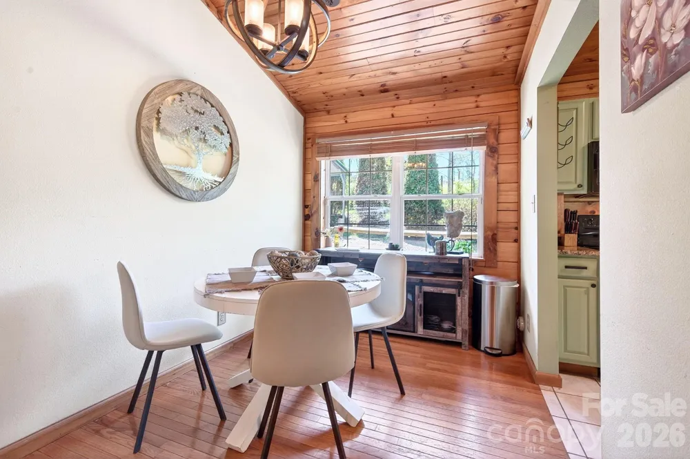 8 Blue Sky Drive Leicester, NC 28748