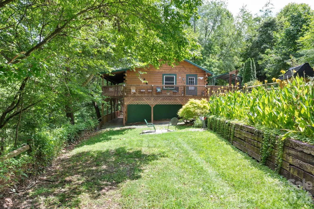 8 Blue Sky Drive Leicester, NC 28748