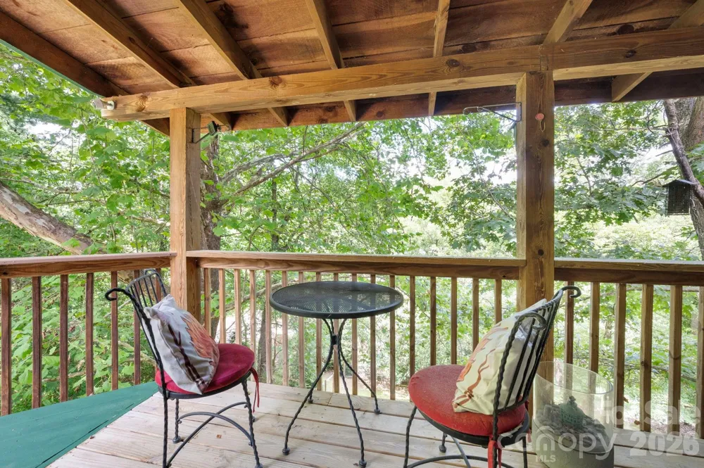8 Blue Sky Drive Leicester, NC 28748