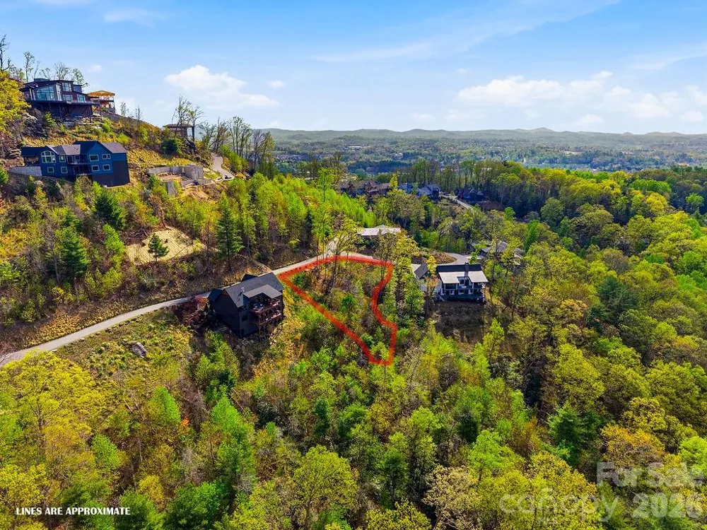 325 Curtain Bluff #W9 Hendersonville, NC 28791