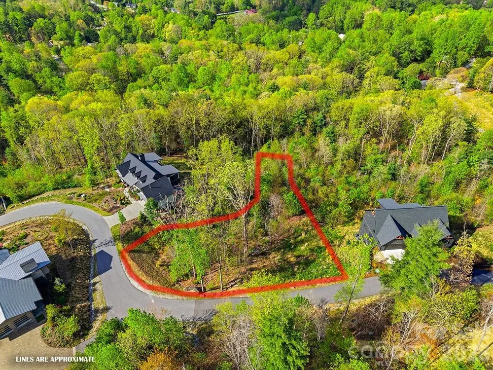 325 Curtain Bluff #W9 Hendersonville, NC 28791