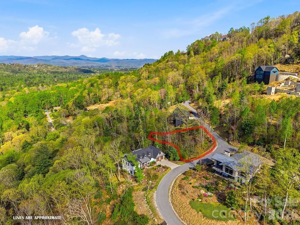325 Curtain Bluff #W9 Hendersonville, NC 28791