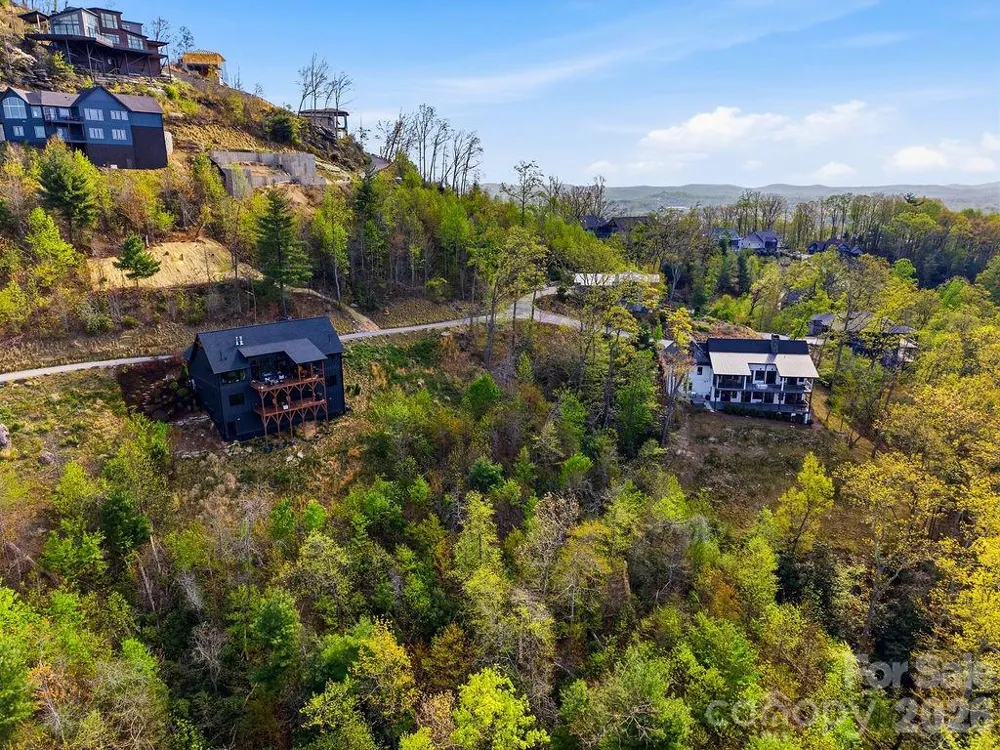 325 Curtain Bluff #W9 Hendersonville, NC 28791