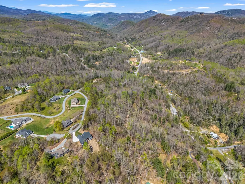 83 Sunny Morning Court Hendersonville, NC 28792