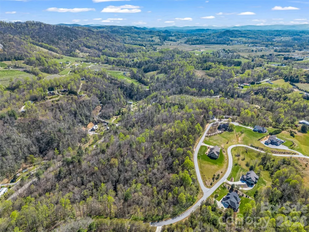 83 Sunny Morning Court Hendersonville, NC 28792