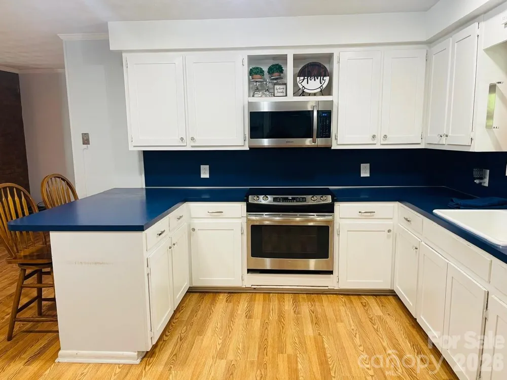 348 Random Drive New London, NC 28127