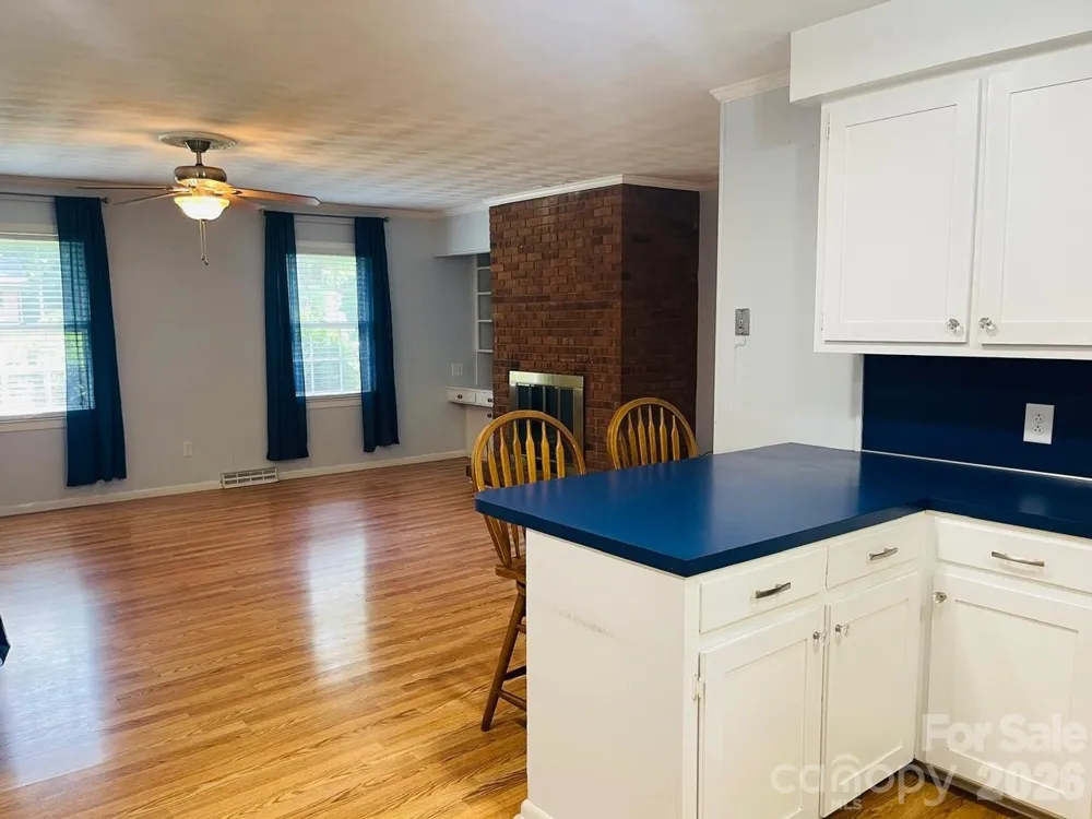 348 Random Drive New London, NC 28127