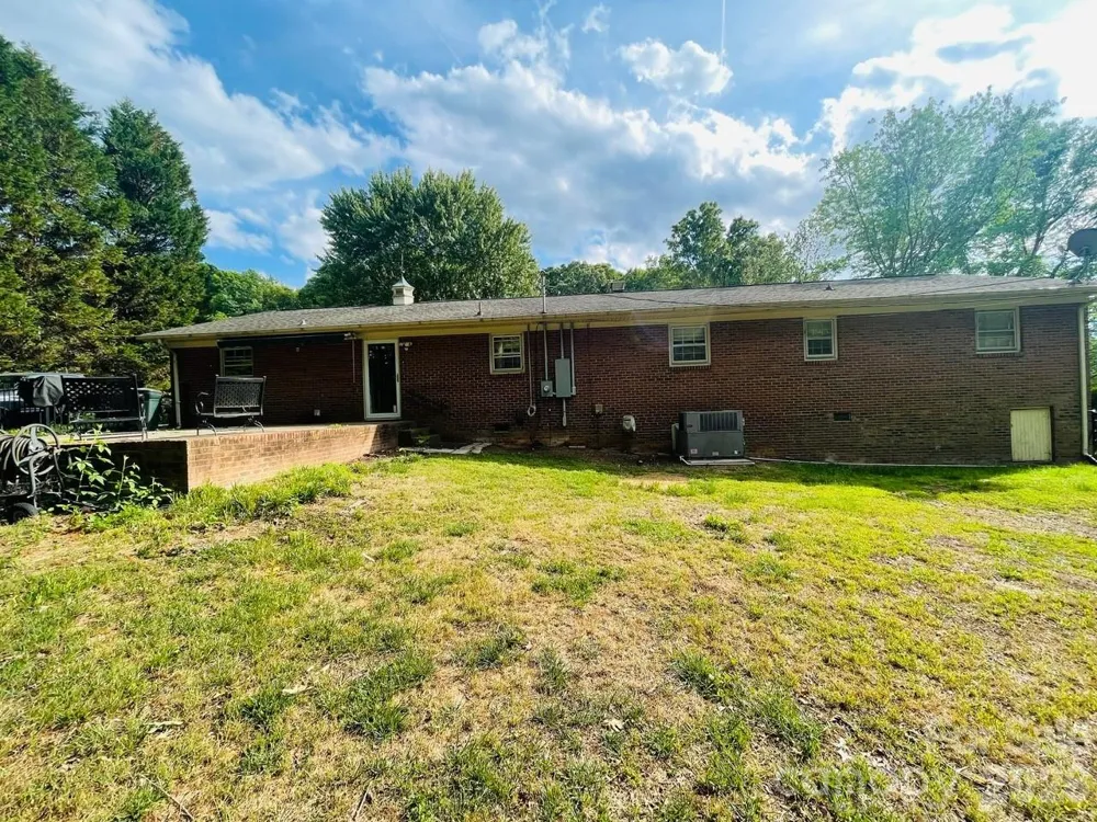 348 Random Drive New London, NC 28127