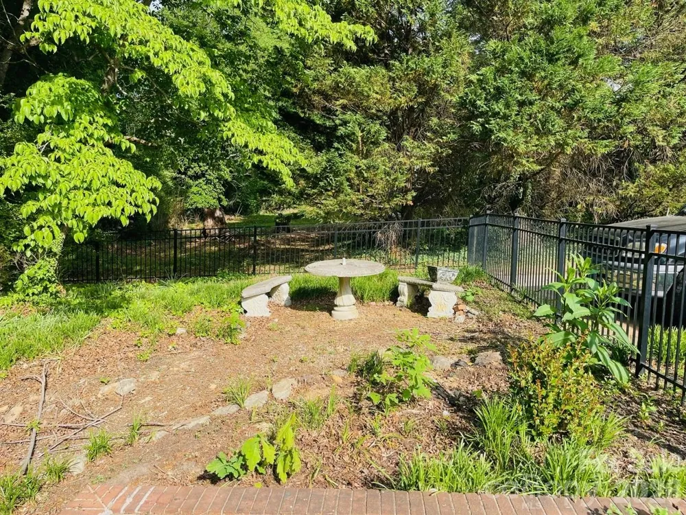 348 Random Drive New London, NC 28127