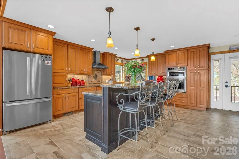 7054 Grandview Circle Newland, NC 28657