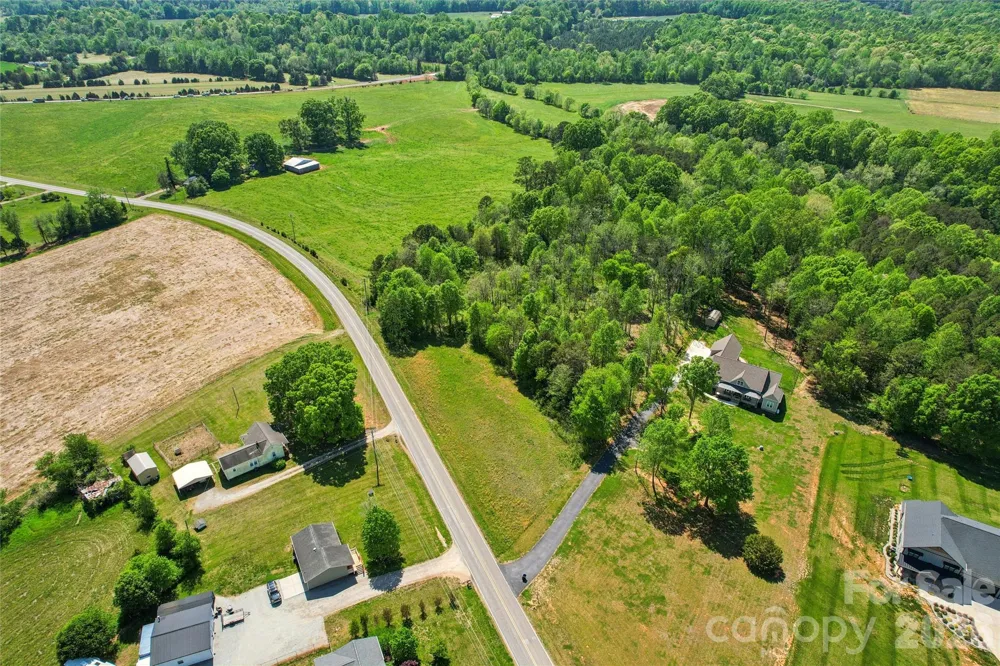 1025 Patterson Farm Road Mooresville, NC 28115