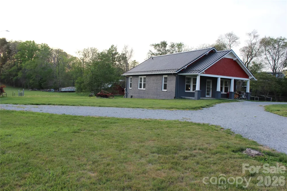 300 Banner Farm Road Mills River, NC 28759