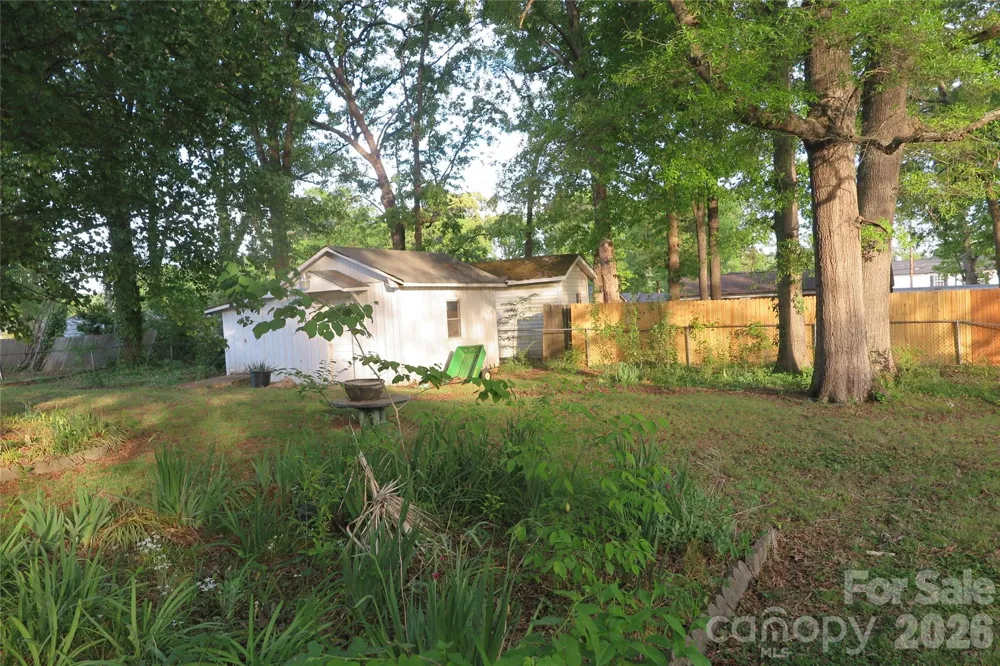 419 S Church Street Lowell, NC 28098