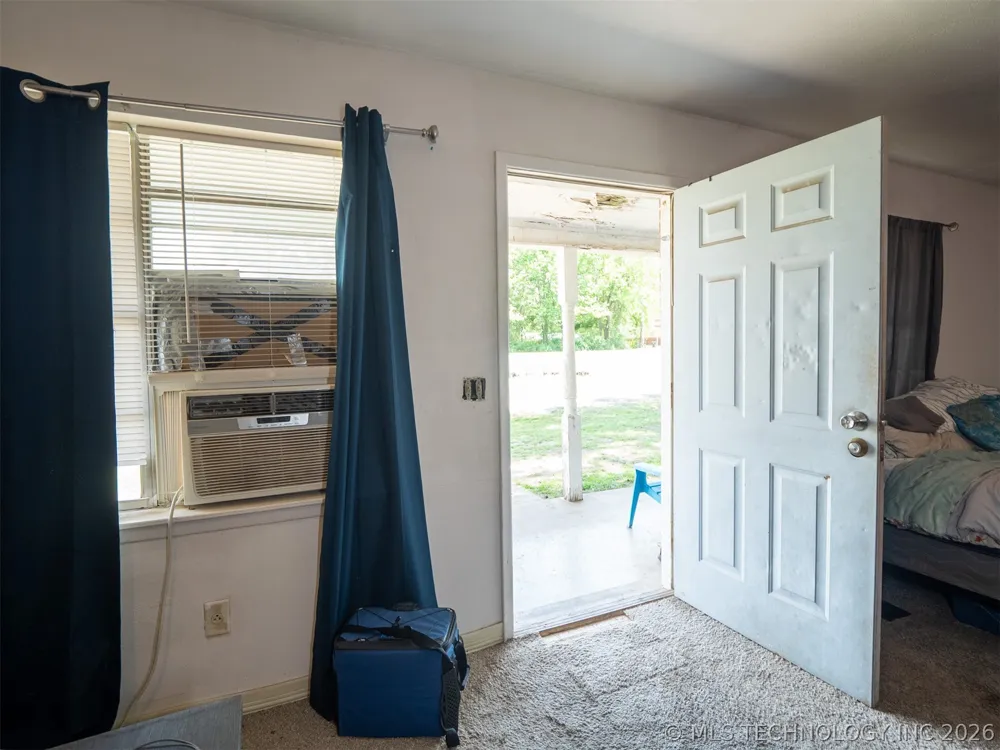 101 SW Hayes Idabel, OK 74745