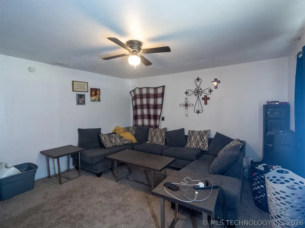101 SW Hayes Idabel, OK 74745