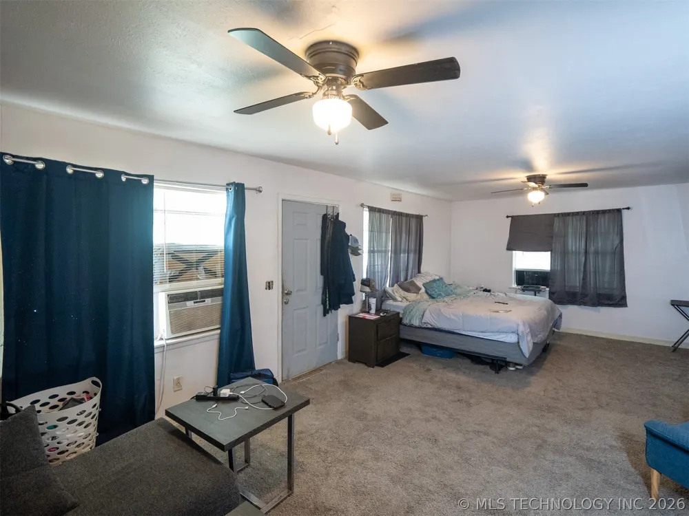 101 SW Hayes Idabel, OK 74745