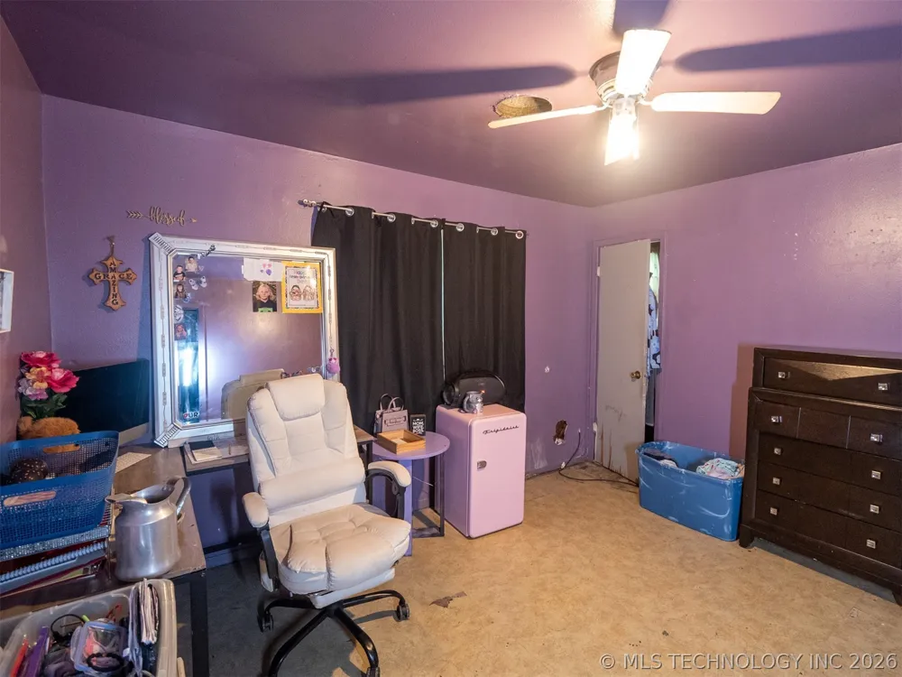 101 SW Hayes Idabel, OK 74745