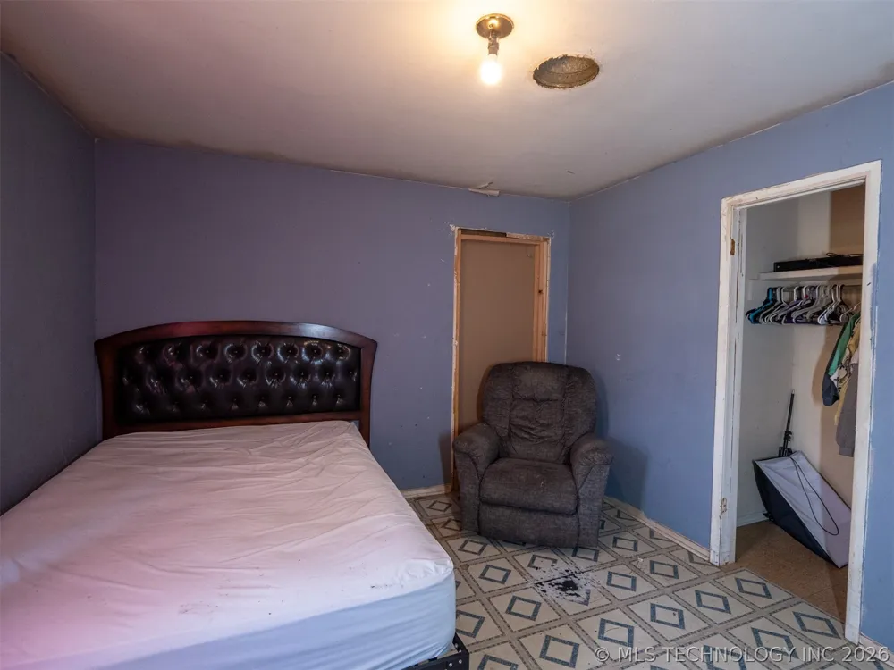 101 SW Hayes Idabel, OK 74745