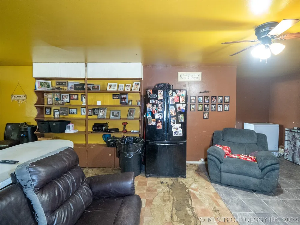 101 SW Hayes Idabel, OK 74745