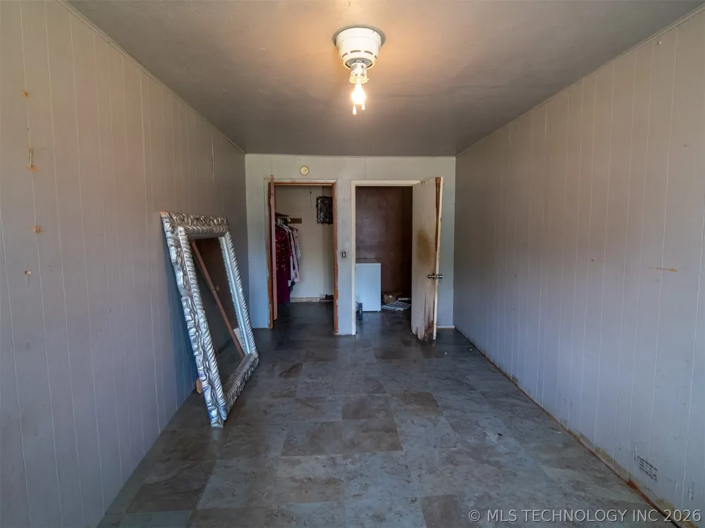 101 SW Hayes Idabel, OK 74745