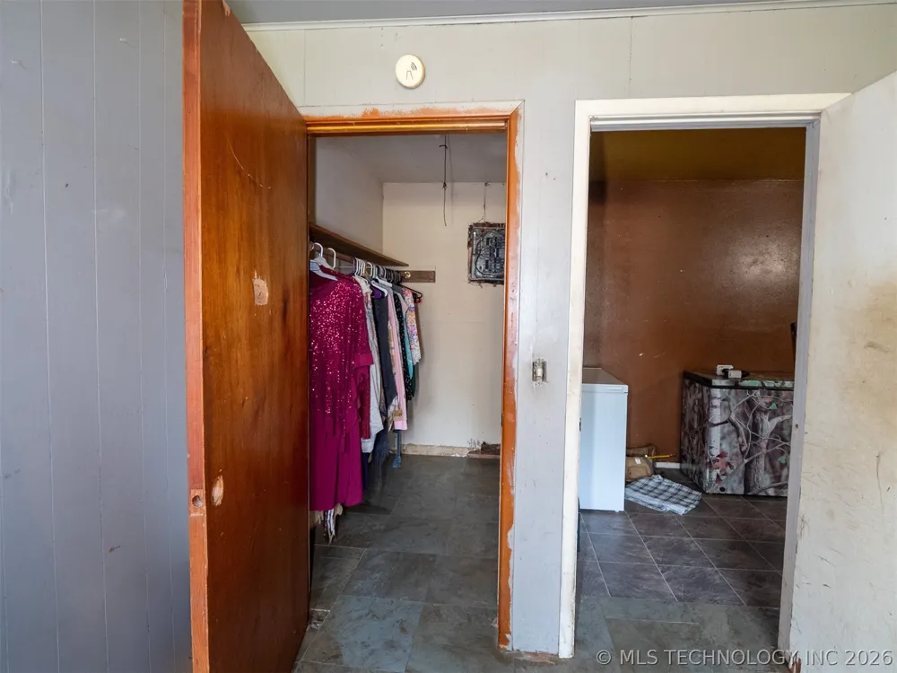 101 SW Hayes Idabel, OK 74745