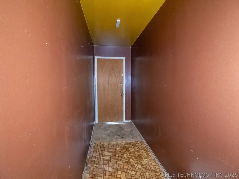 101 SW Hayes Idabel, OK 74745