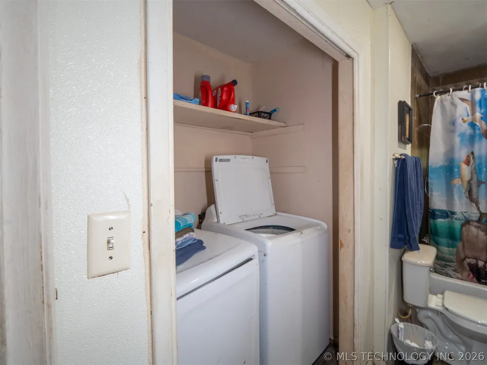 101 SW Hayes Idabel, OK 74745