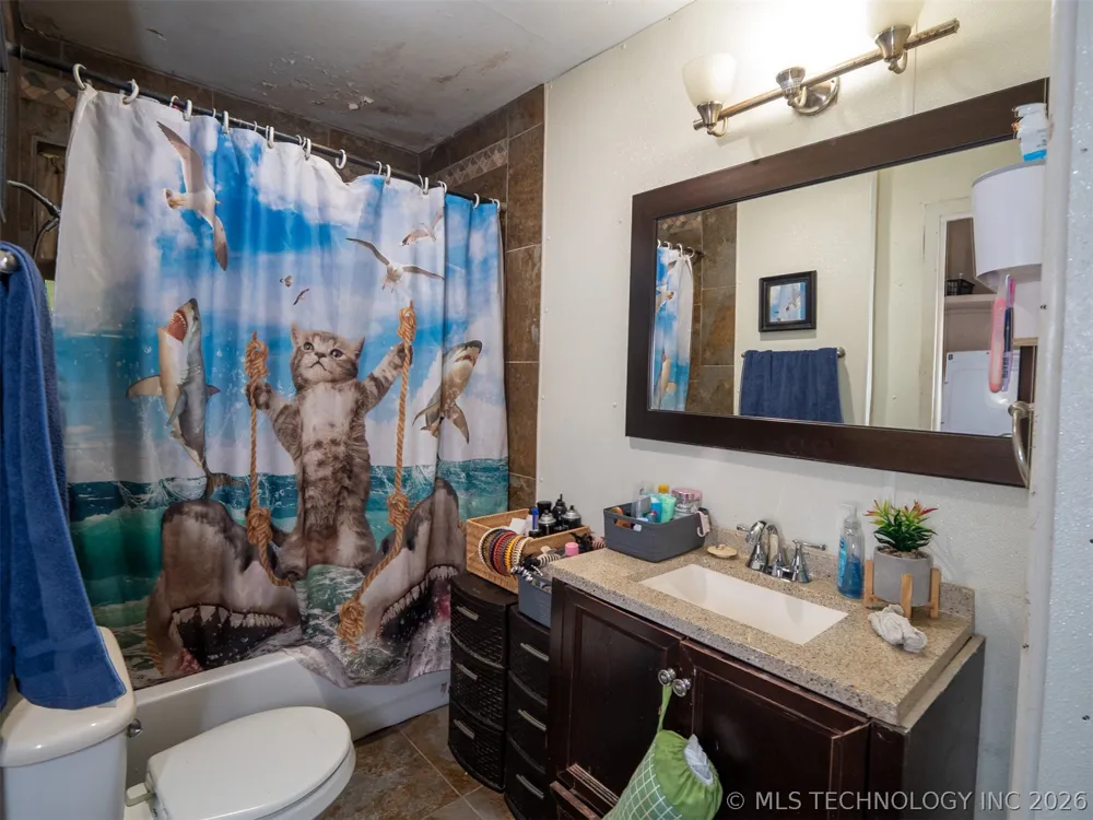 101 SW Hayes Idabel, OK 74745