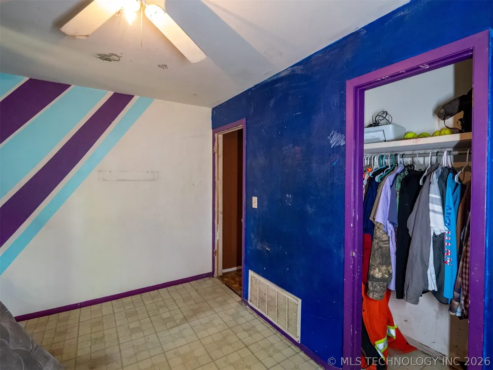 101 SW Hayes Idabel, OK 74745