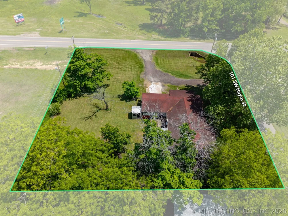 101 SW Hayes Idabel, OK 74745