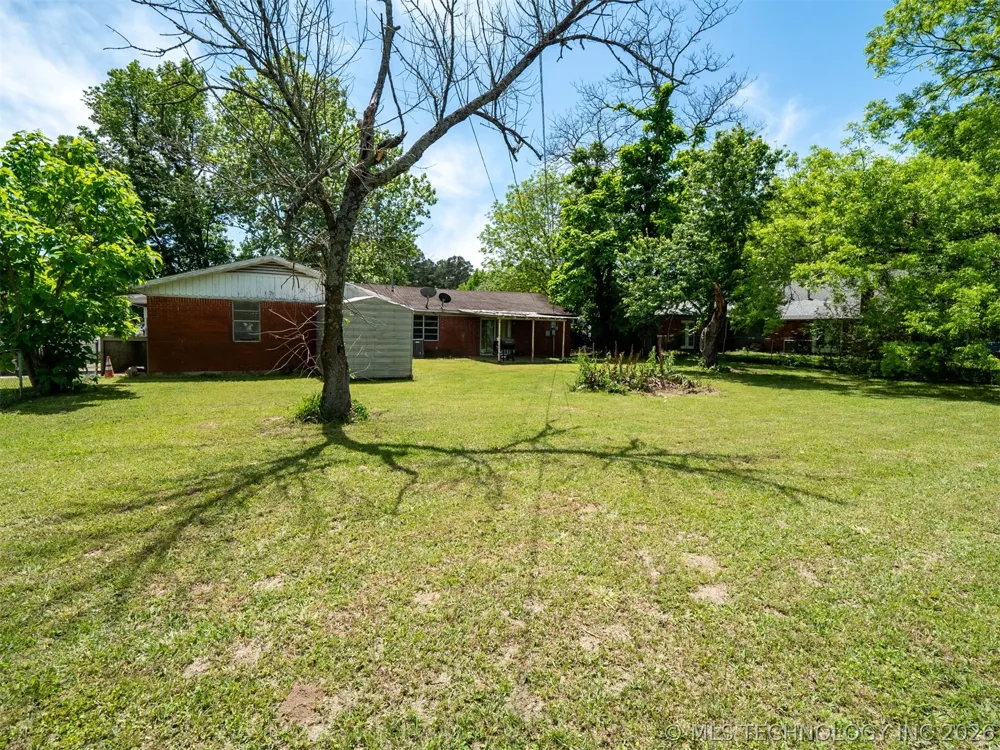 101 SW Hayes Idabel, OK 74745