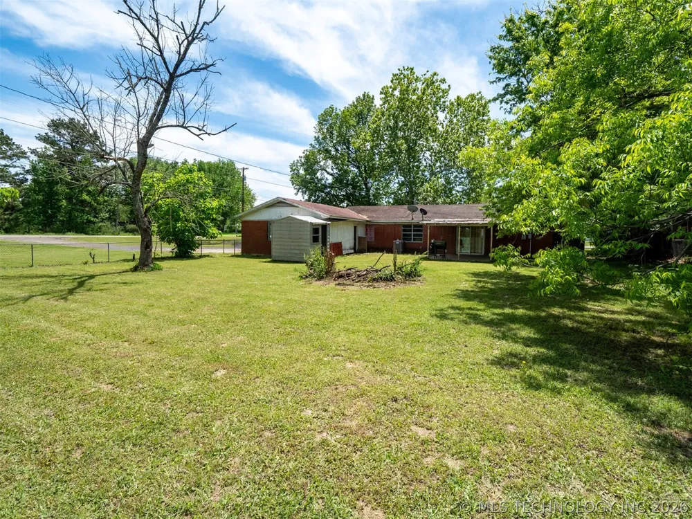 101 SW Hayes Idabel, OK 74745